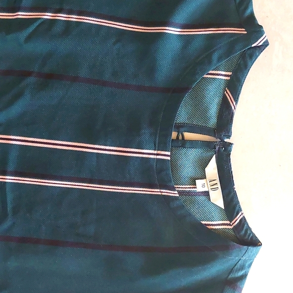 Ladies Dress - Picture 2 of 4